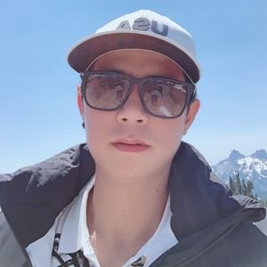 Meet your Posher, Vuong